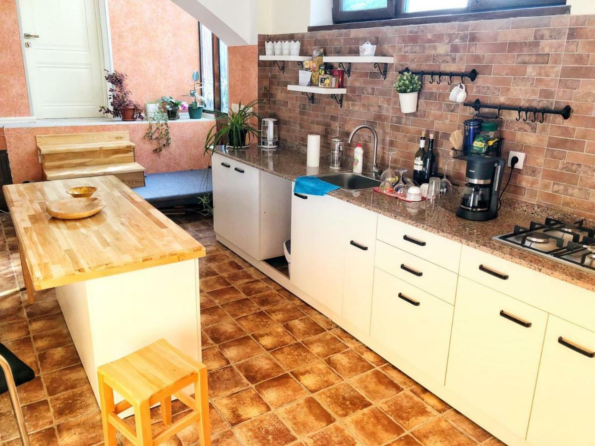 Hotel Luca Lili Sighnaghi Zewnętrze zdjęcie