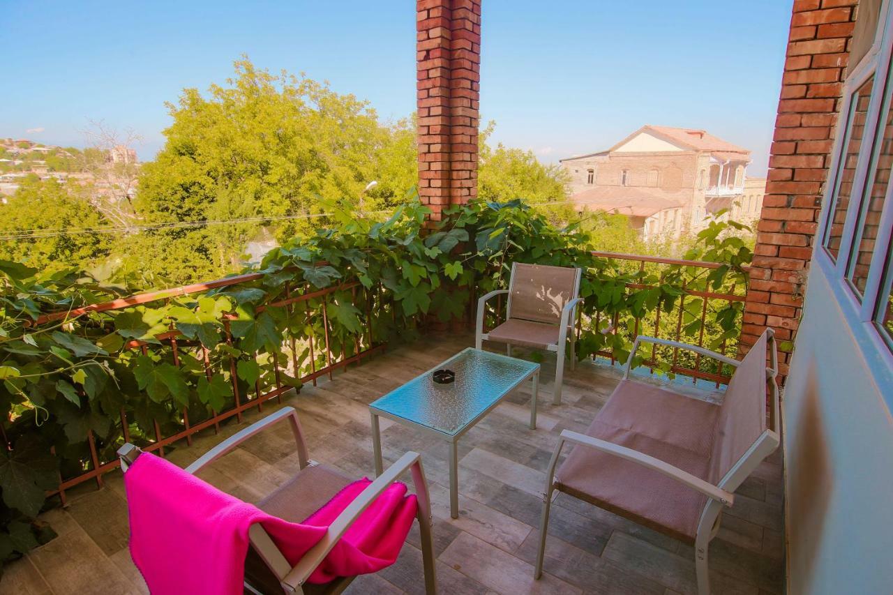 Hotel Luca Lili Sighnaghi Zewnętrze zdjęcie