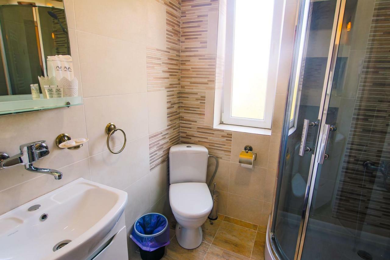 Hotel Luca Lili Sighnaghi Zewnętrze zdjęcie