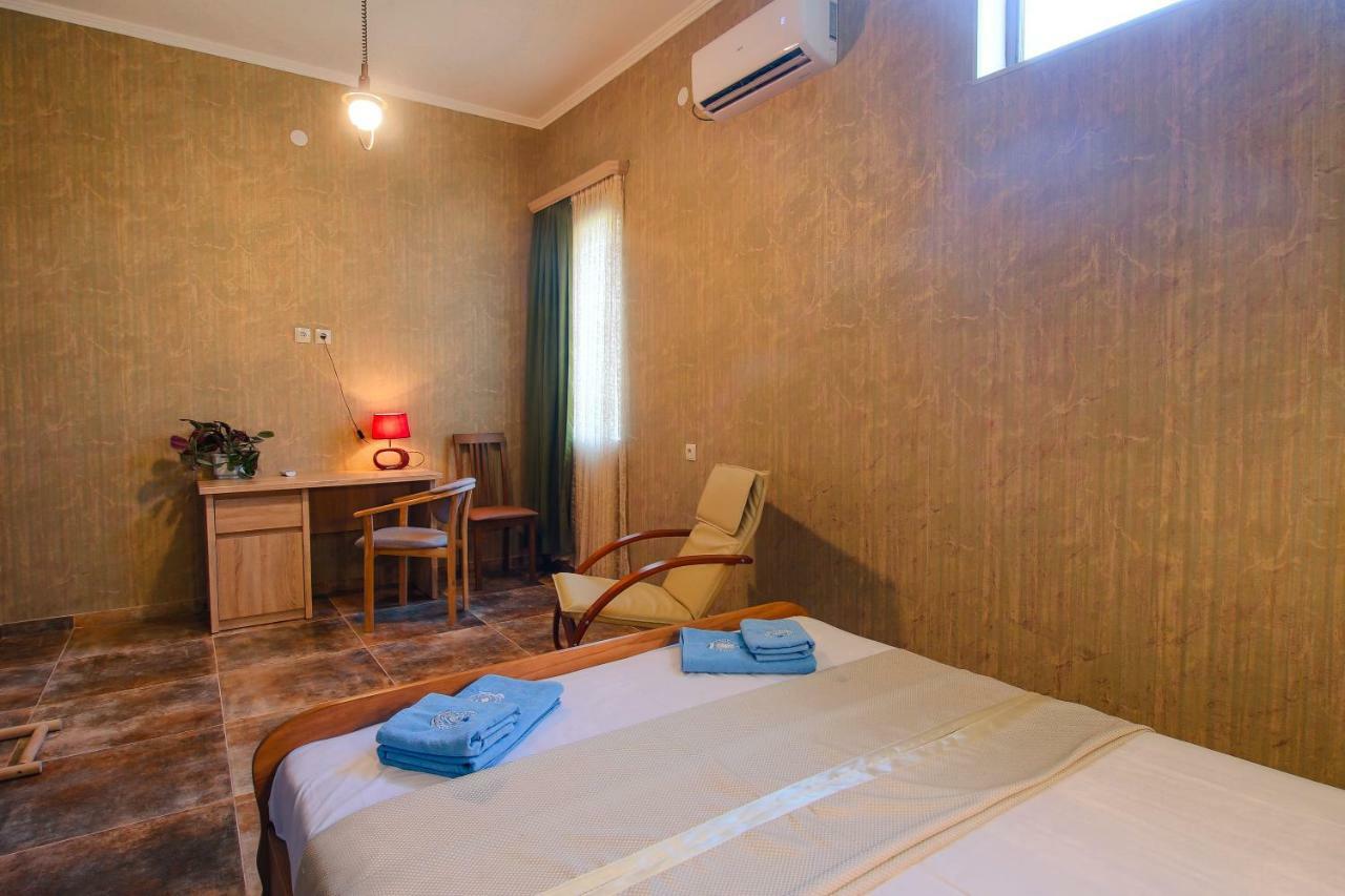 Hotel Luca Lili Sighnaghi Zewnętrze zdjęcie